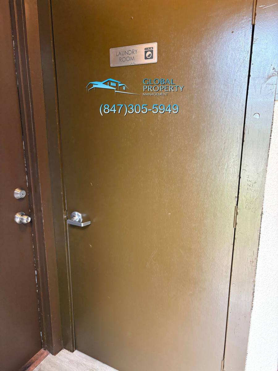 Apartment for rent at 4057 28th Ave, Kenosha, WI 53140