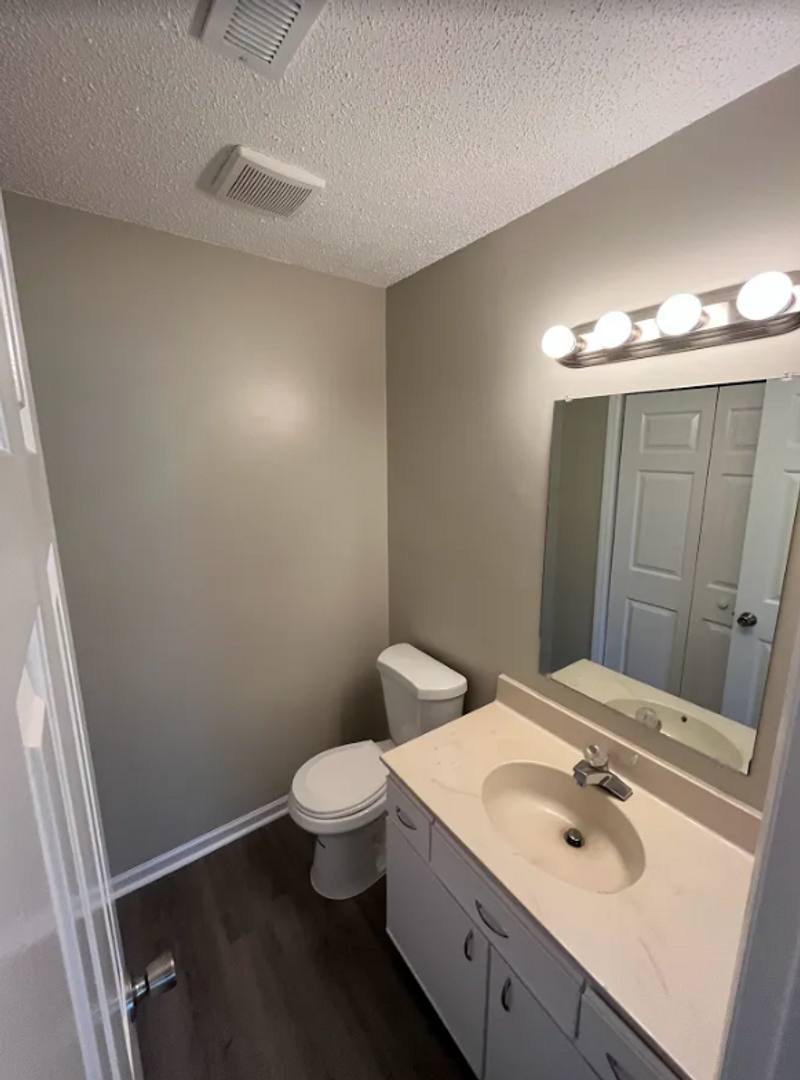 Condo for rent at 2916-C Creekview Court, High Point, NC 27265