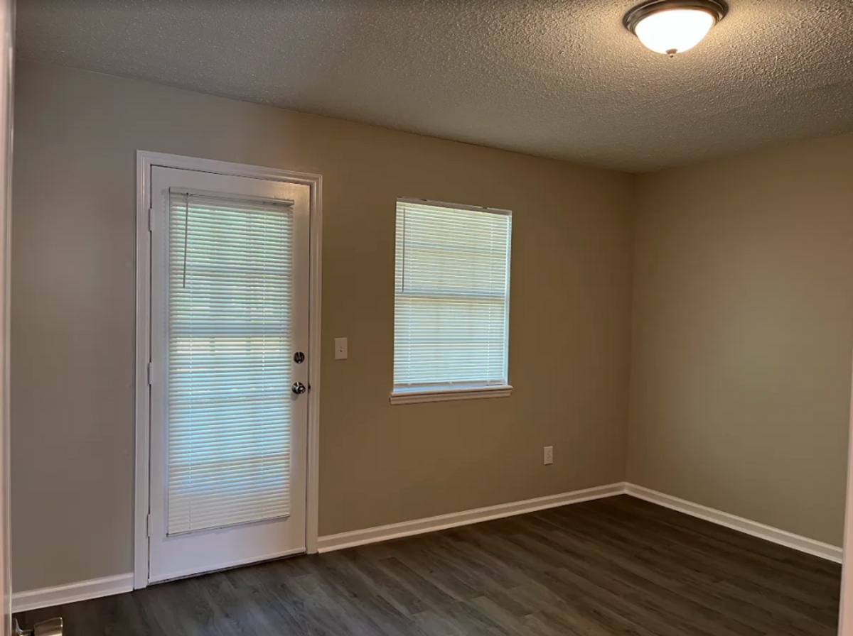 Condo for rent at 2916-C Creekview Court, High Point, NC 27265