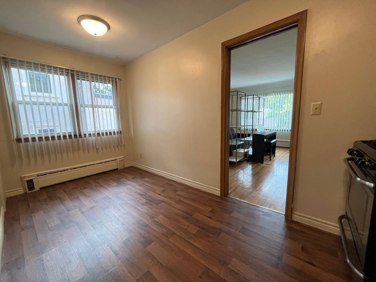Apartment for rent at 1897 Grand Ave, Saint Paul, MN 55105