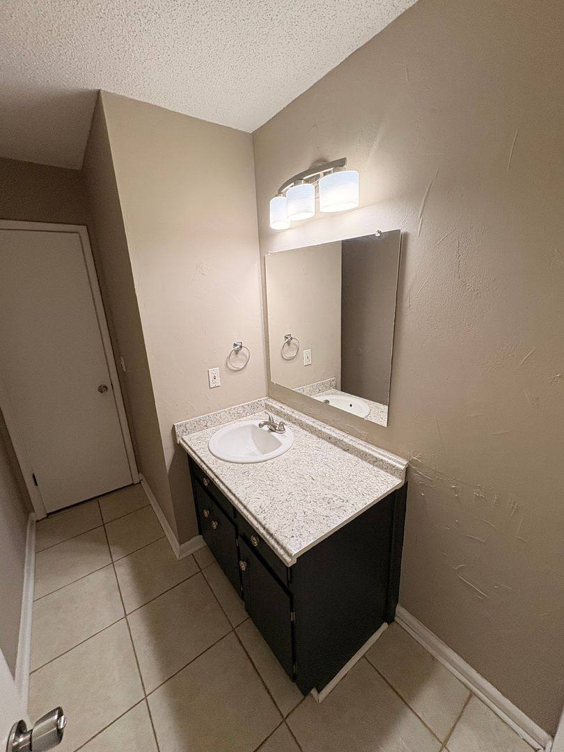 House for rent at 102 Navaho St, Enterprise, AL 36330