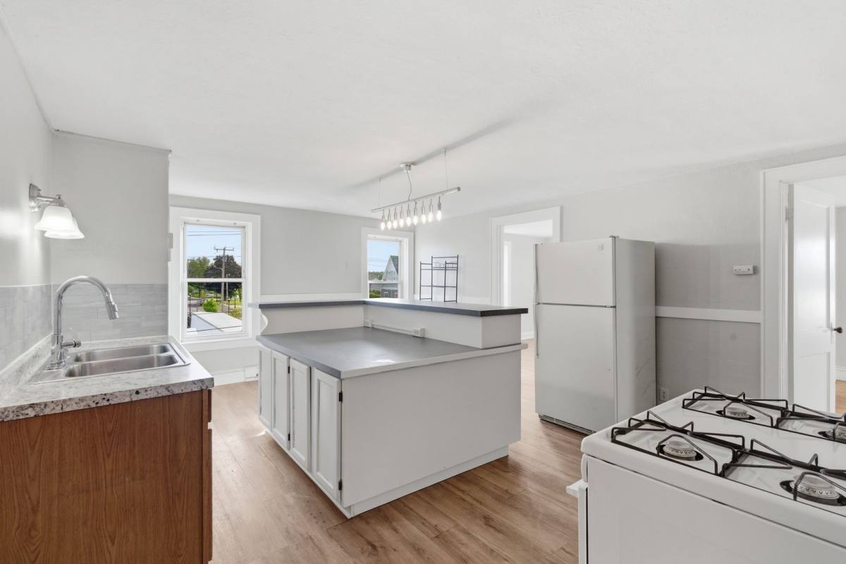 Apartment for rent at 293-299 Clemente St, Holyoke, MA 01040
