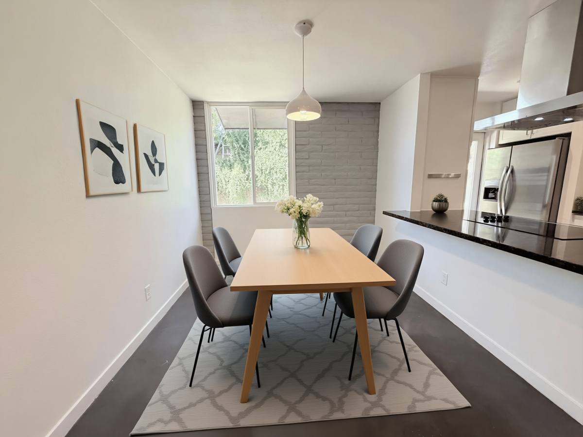 Townhouse for rent at 3021 N 39th St, Phoenix, AZ 85018