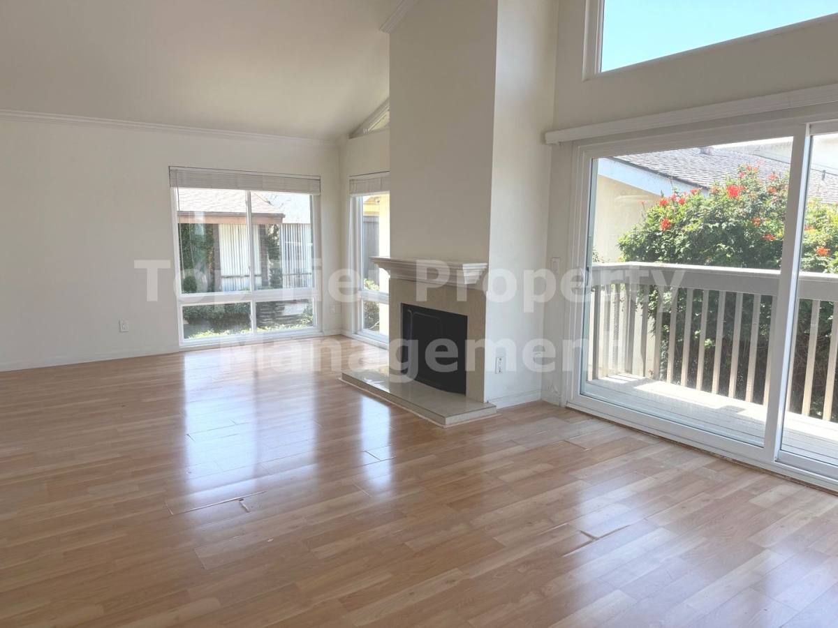 House for rent at 125 Acacia Ave, Carlsbad, CA 92008