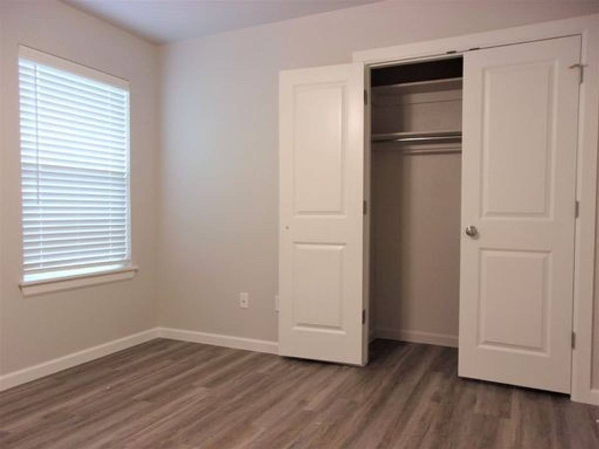 Townhouse for rent at 11306 Keystone Rd, Oklahoma City, OK 73114