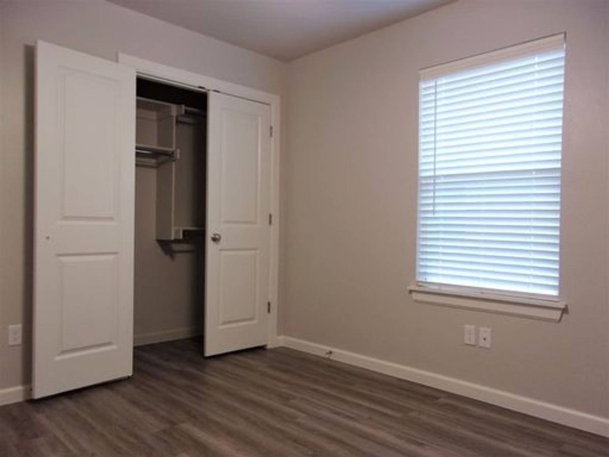 Townhouse for rent at 11306 Keystone Rd, Oklahoma City, OK 73114