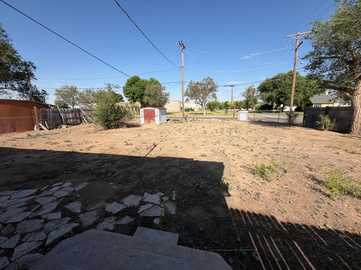House for rent at 1744 N Ohio Ave, Roswell, NM 88201