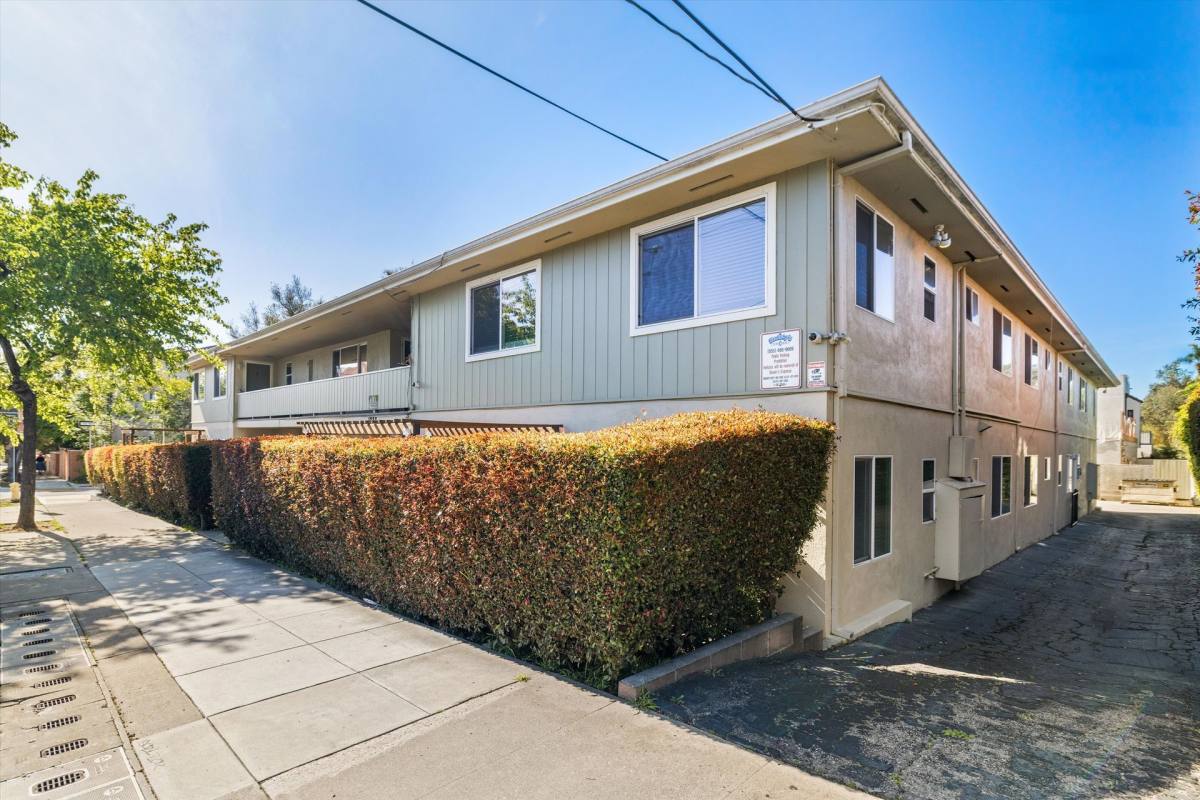 Apartment for rent at 1223 Garden St #D, Santa Barbara, CA 93101