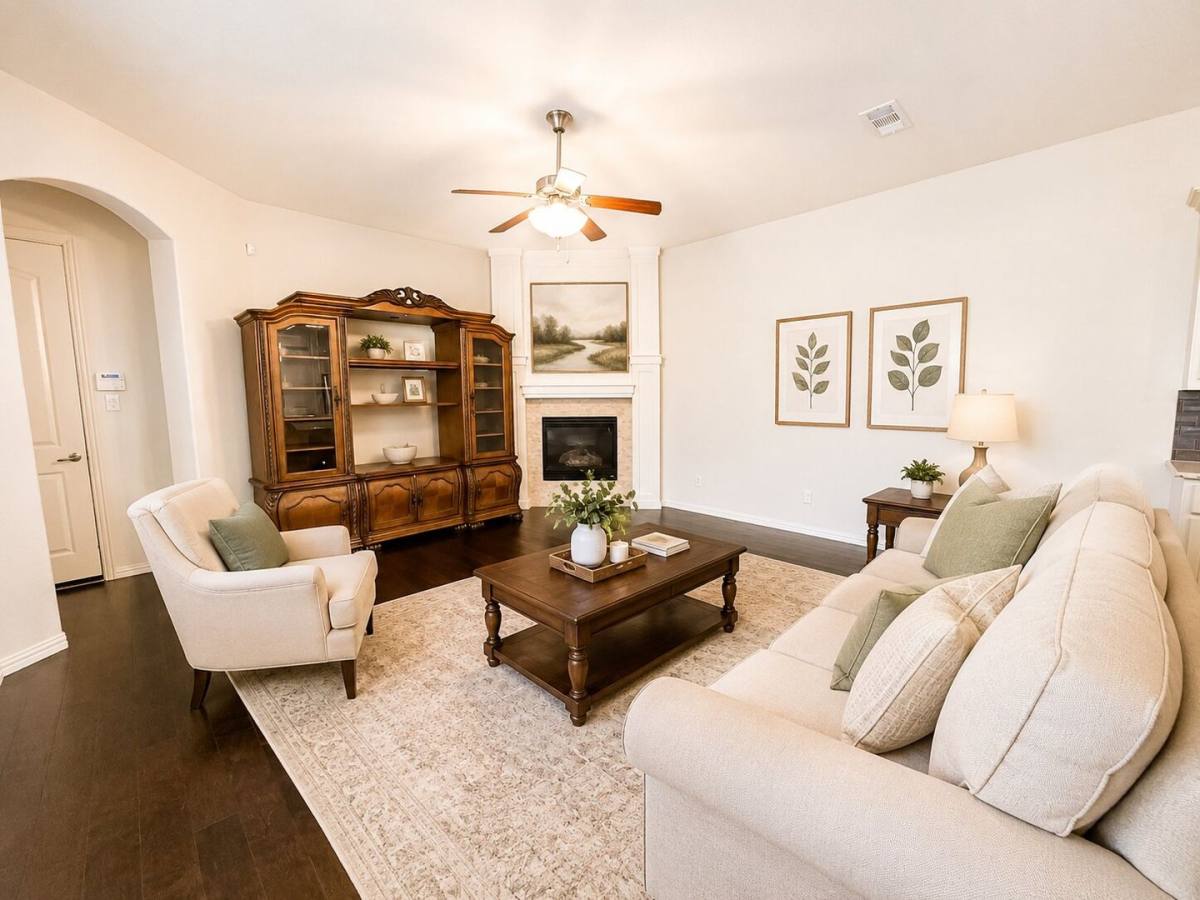 House for rent at 1033 Lone Ivory Trail, Arlington, TX 76005