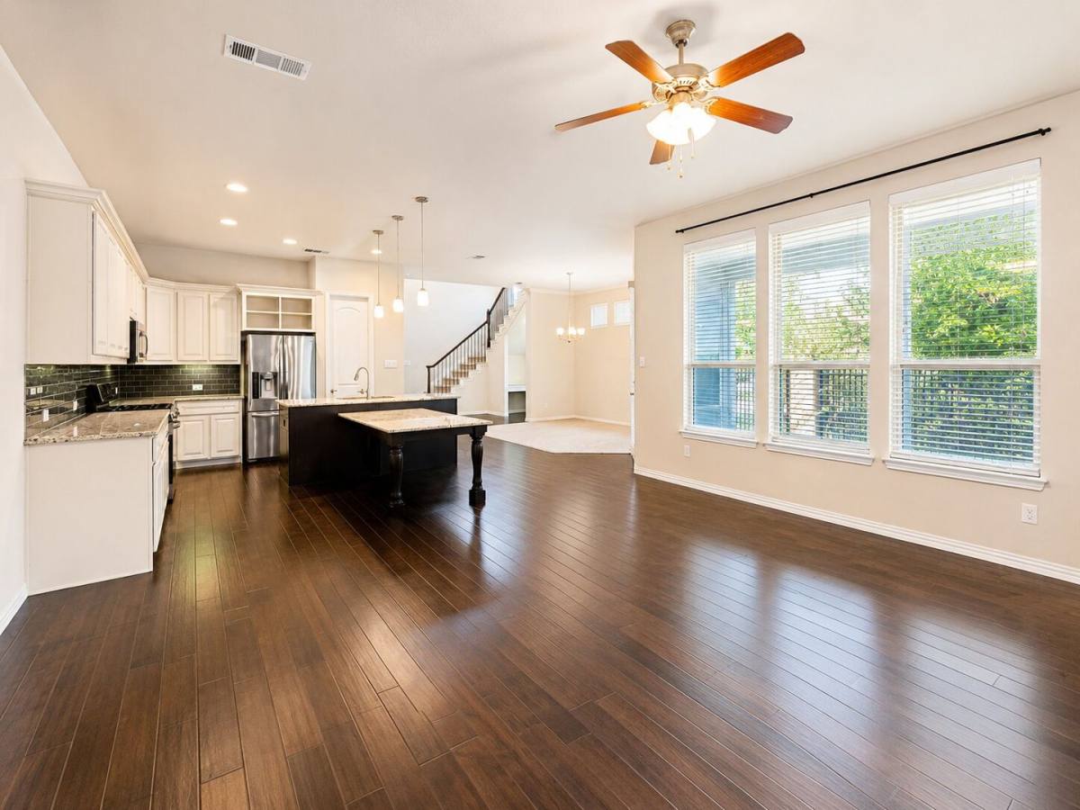 House for rent at 1033 Lone Ivory Trail, Arlington, TX 76005