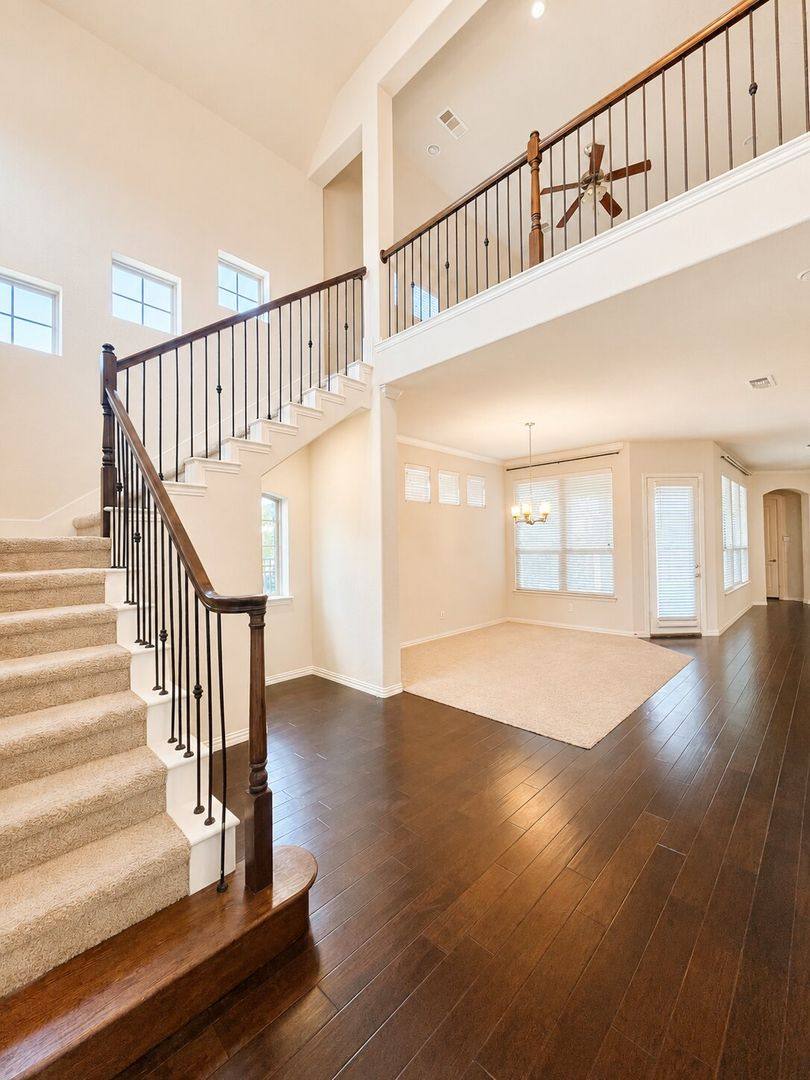House for rent at 1033 Lone Ivory Trail, Arlington, TX 76005