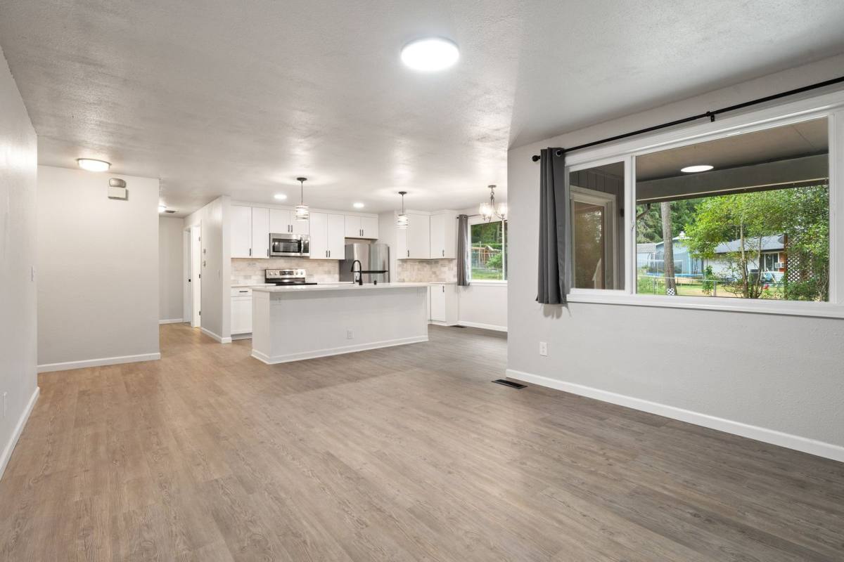 House for rent at 1830 Vale Rd, Port Orchard, WA 98366