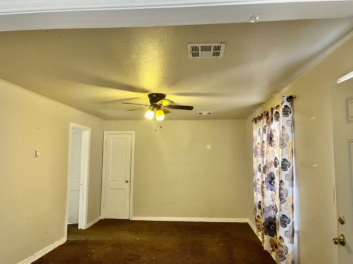 House for rent at 3000 NW 27th St, Oklahoma City, OK 73107