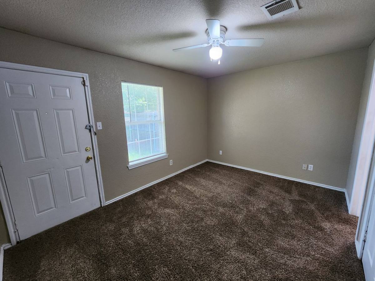 Apartment for rent at 1429 E Robert St, Fort Worth, TX 76104
