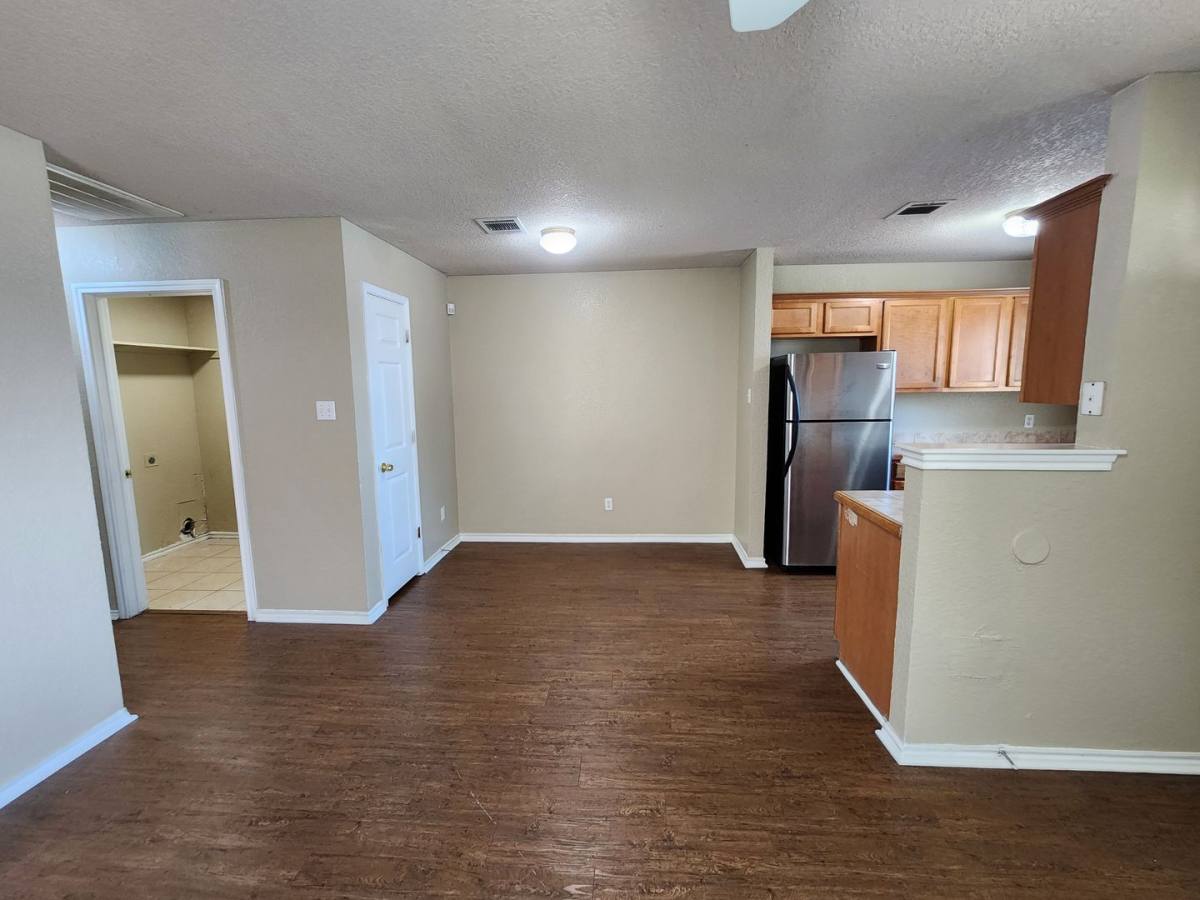 Apartment for rent at 1429 E Robert St, Fort Worth, TX 76104