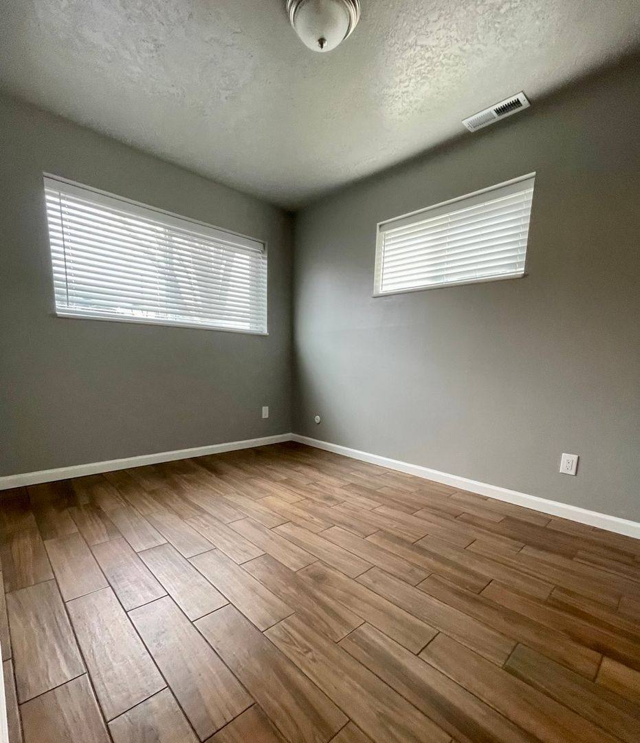 Apartment for rent at 301 W Center St, Bountiful, UT 84010