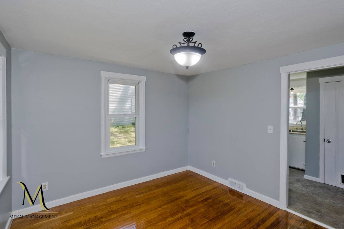 House for rent at 252 Arcadia Blvd, Springfield, MA 01118