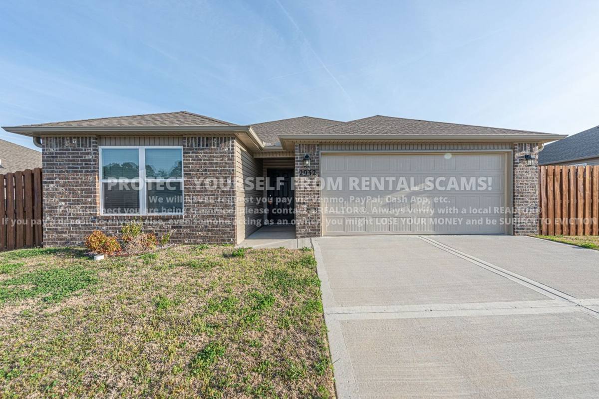 House for rent at 2932 W Obsidian St, Fayetteville, AR 72704