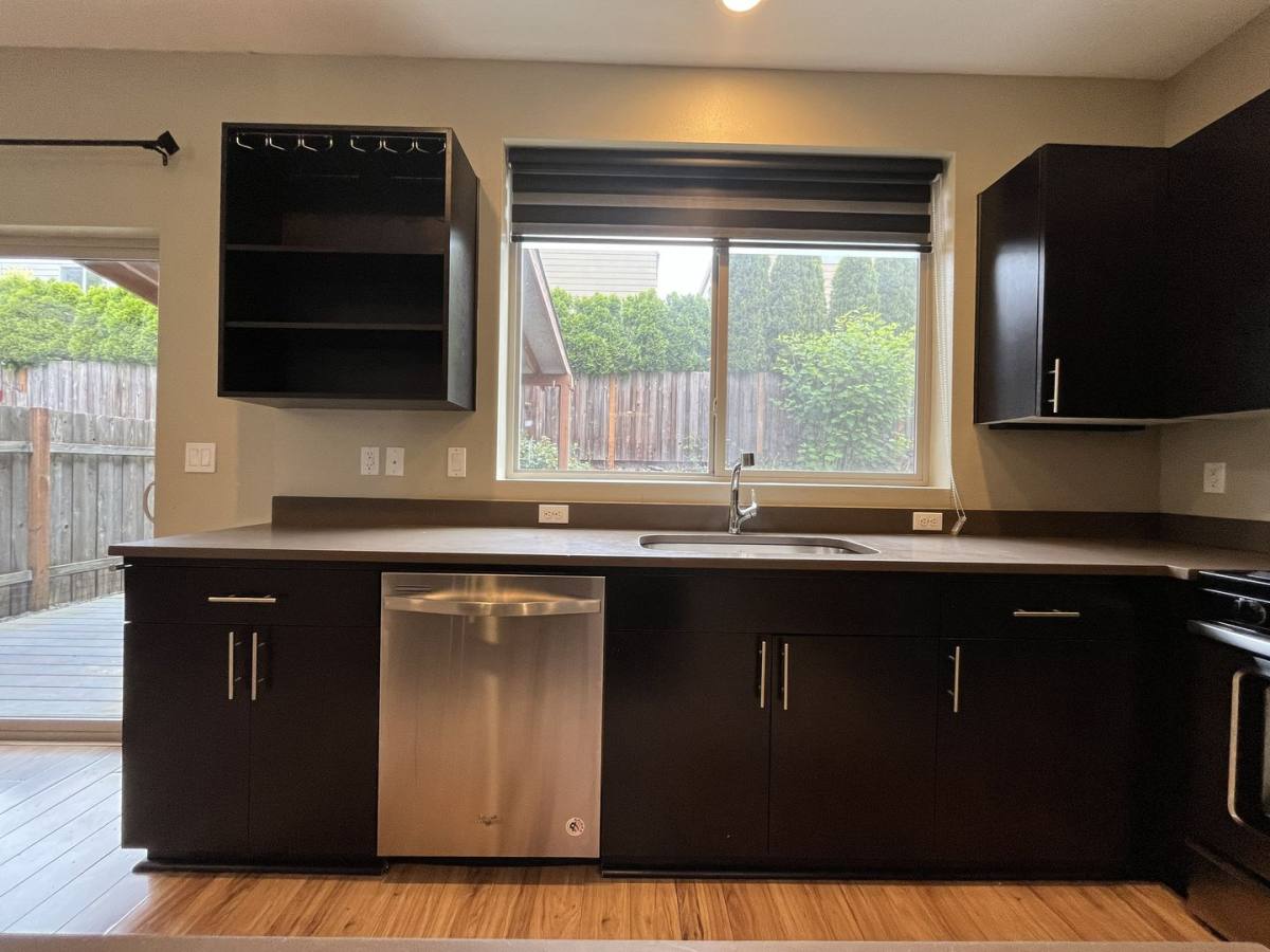 House for rent at 13758 SE Linden Lane, Portland, OR 97222
