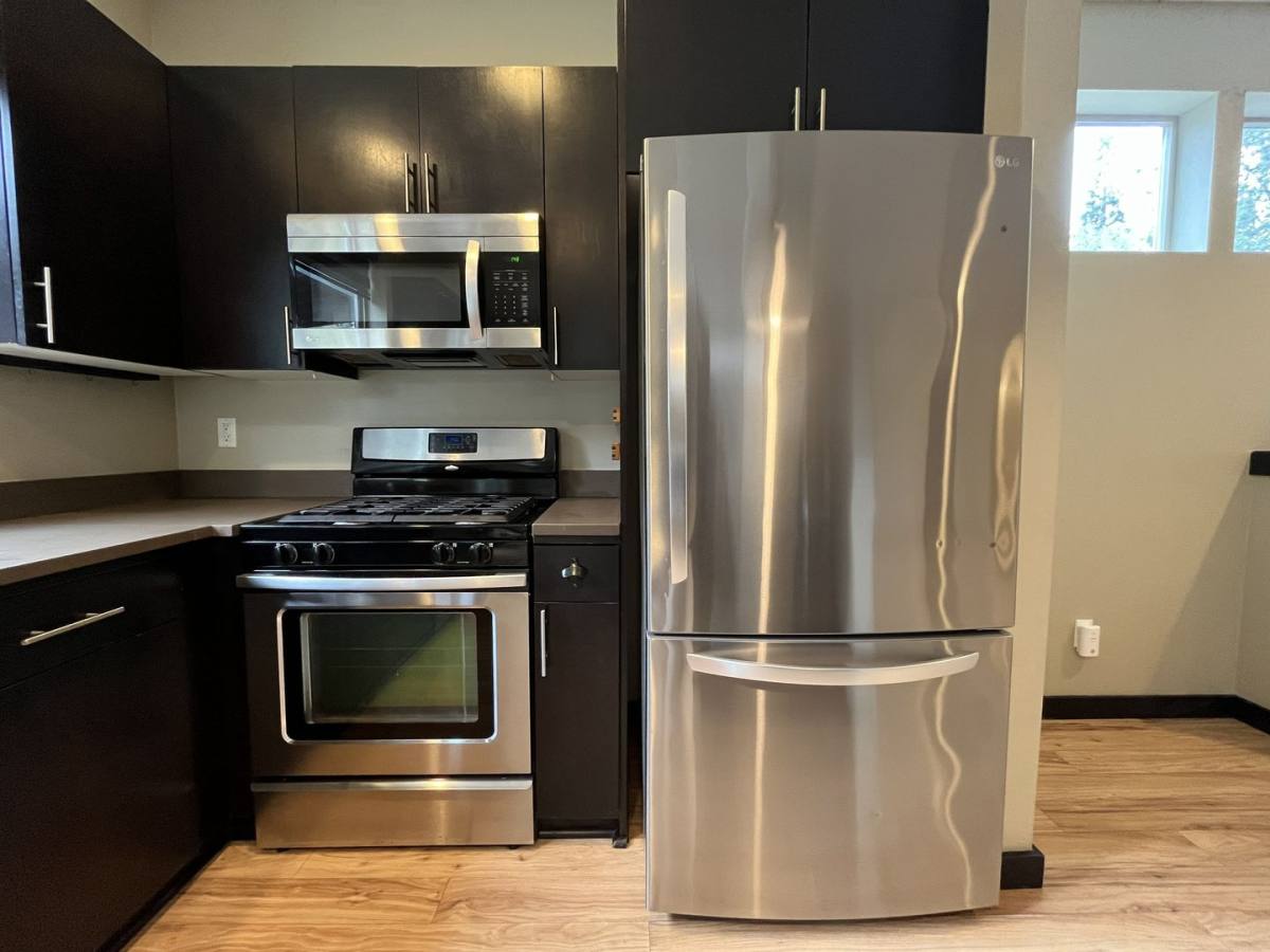 House for rent at 13758 SE Linden Lane, Portland, OR 97222