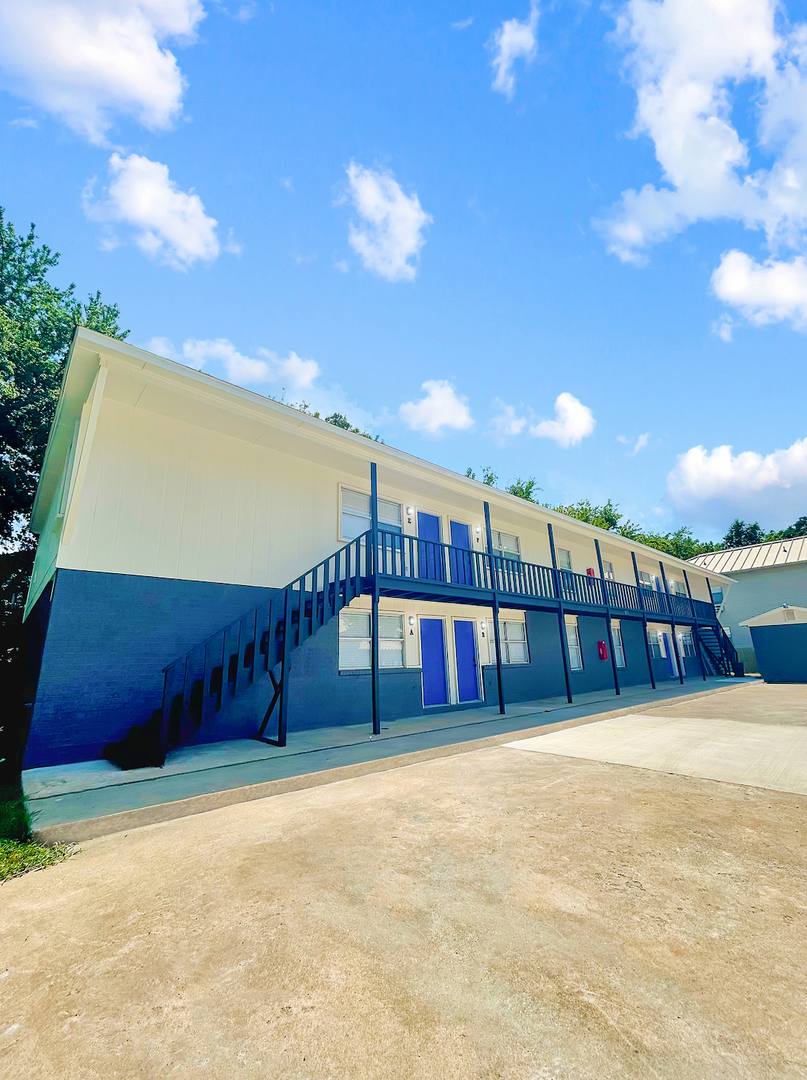 Apartment for rent at 1851 W Deane St, Fayetteville, AR 72703