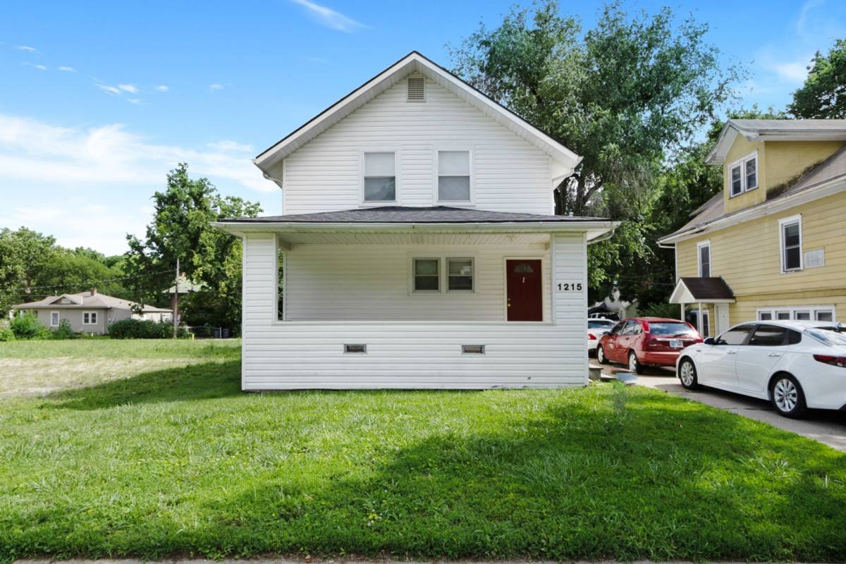 Apartment for rent at 1215 Poyntz, Manhattan, KS 66502