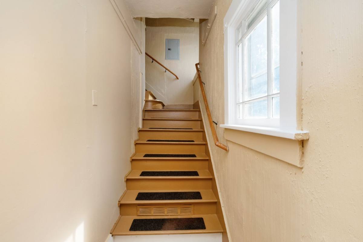 Apartment for rent at 1215 Poyntz, Manhattan, KS 66502