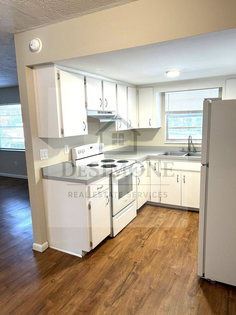 Apartment for rent at 906 NE 3rd St, Ocala, FL 34470