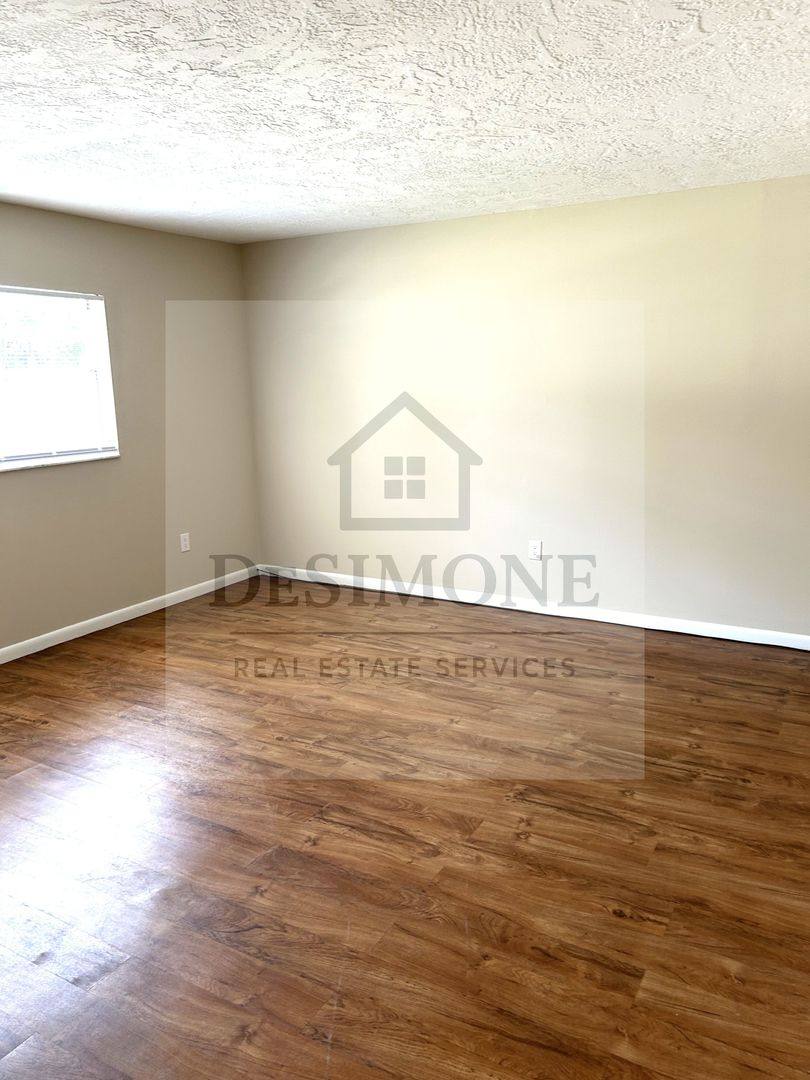 Apartment for rent at 906 NE 3rd St, Ocala, FL 34470