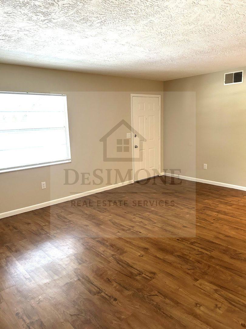 Apartment for rent at 906 NE 3rd St, Ocala, FL 34470