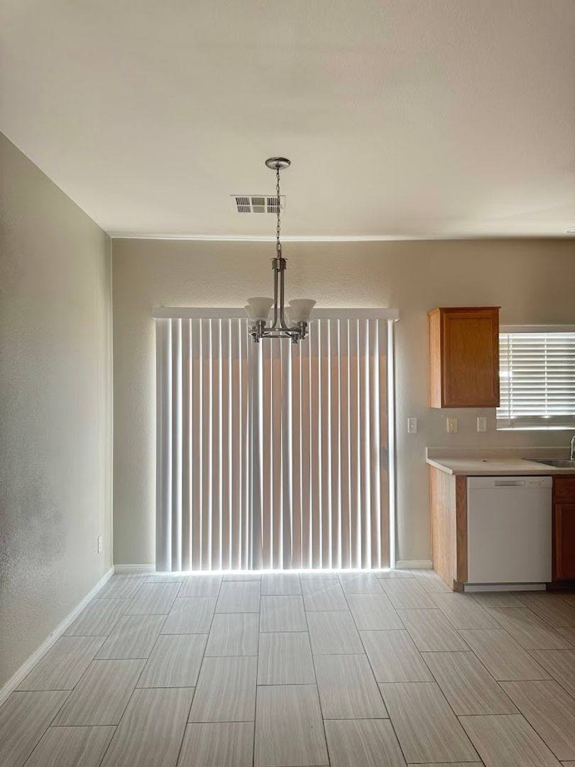 House for rent at 6005 Highland Gardens Dr, North Las Vegas, NV 89031