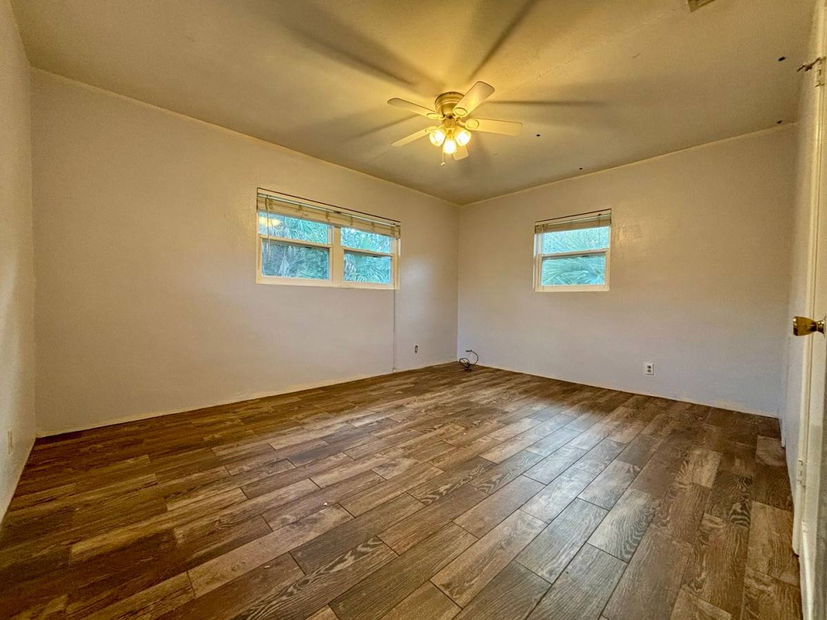 Apartment for rent at 415 Romana, Pensacola, FL 32502