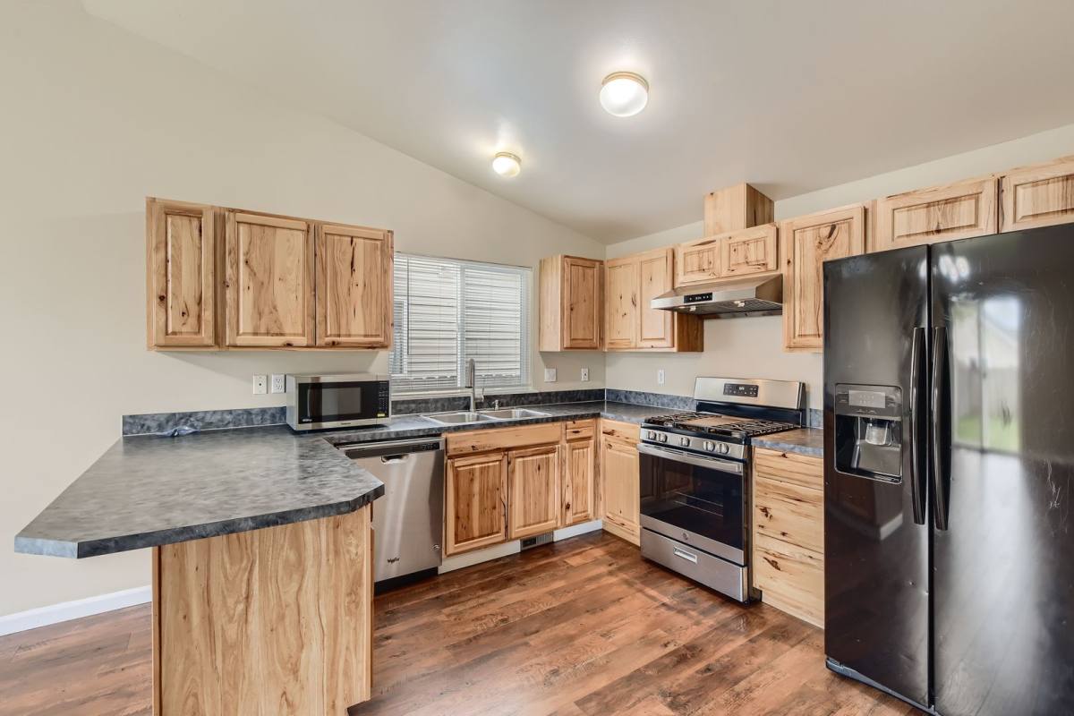House for rent at 5914 106th Place NE, Marysville, WA 98270