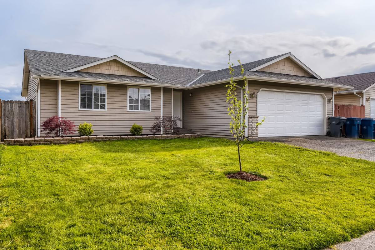 House for rent at 5914 106th Place NE, Marysville, WA 98270