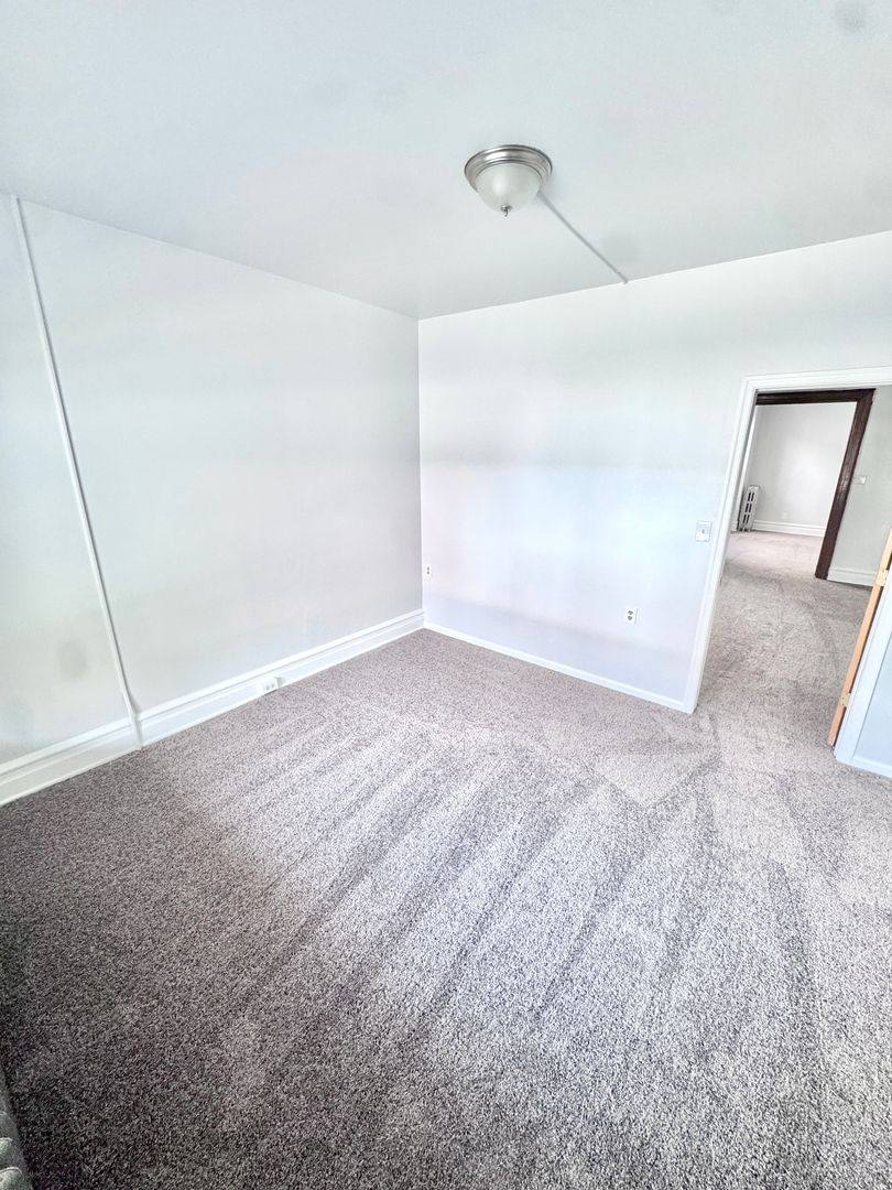 Apartment for rent at 1620-1 2 W Chew St, Allentown, PA 18102