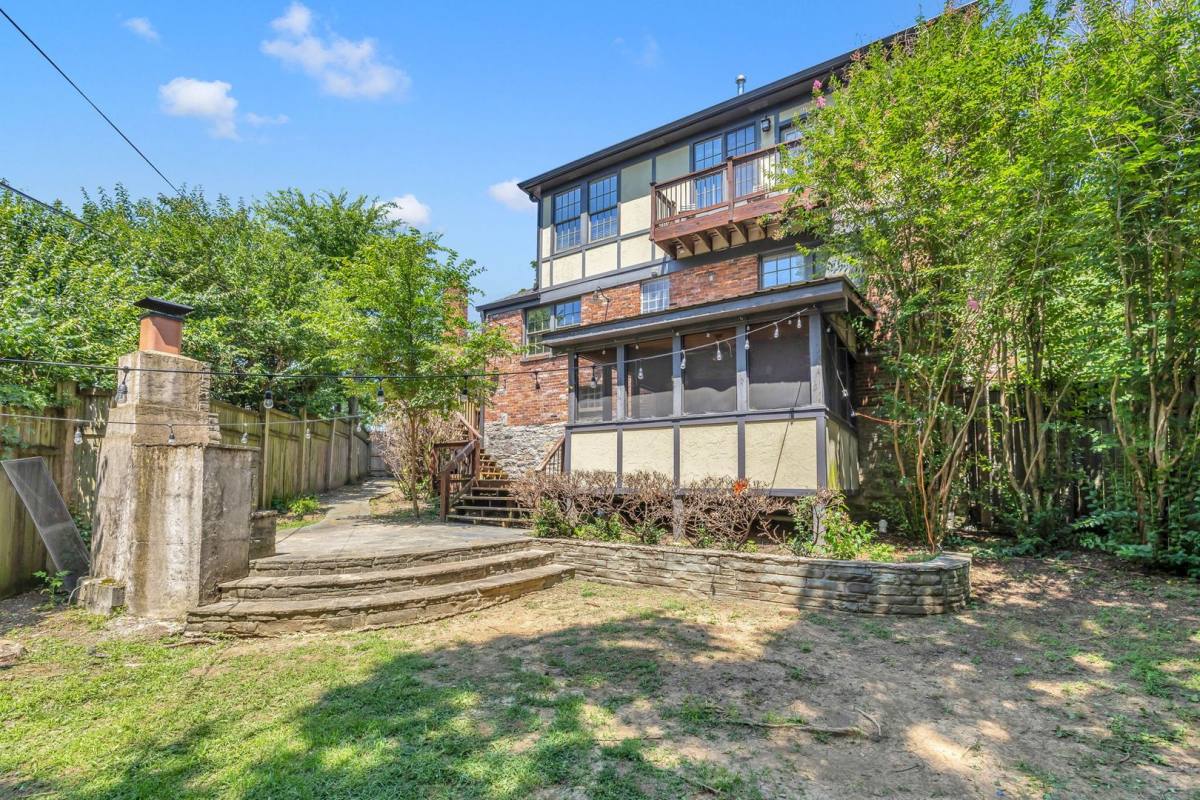House for rent at 520 32nd Ave S, Nashville, TN 37212