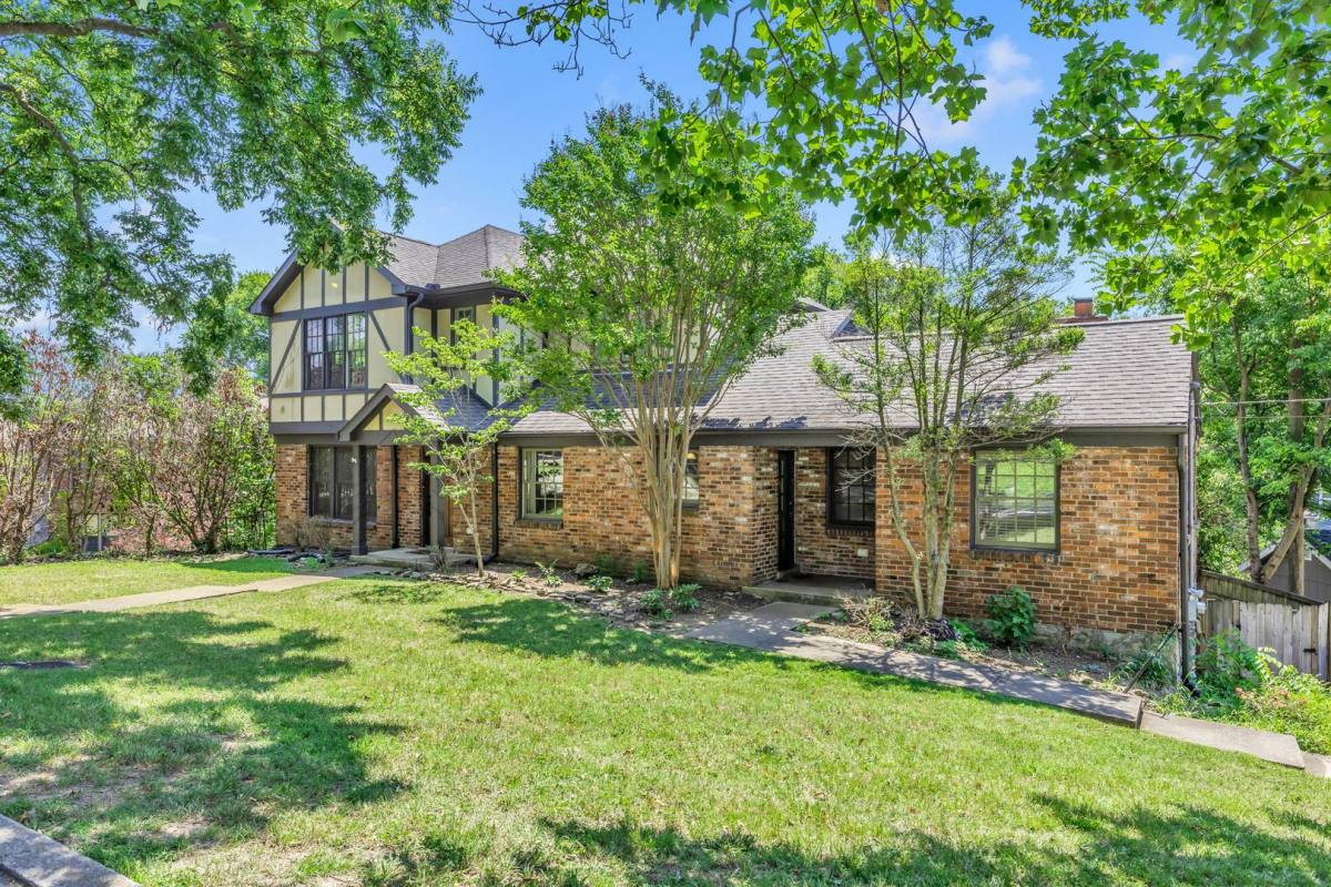 House for rent at 520 32nd Ave S, Nashville, TN 37212