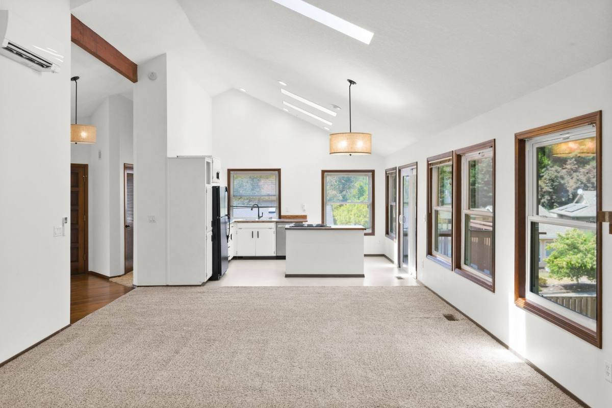 House for rent at 10095 SW Picks Court, Portland, OR 97224