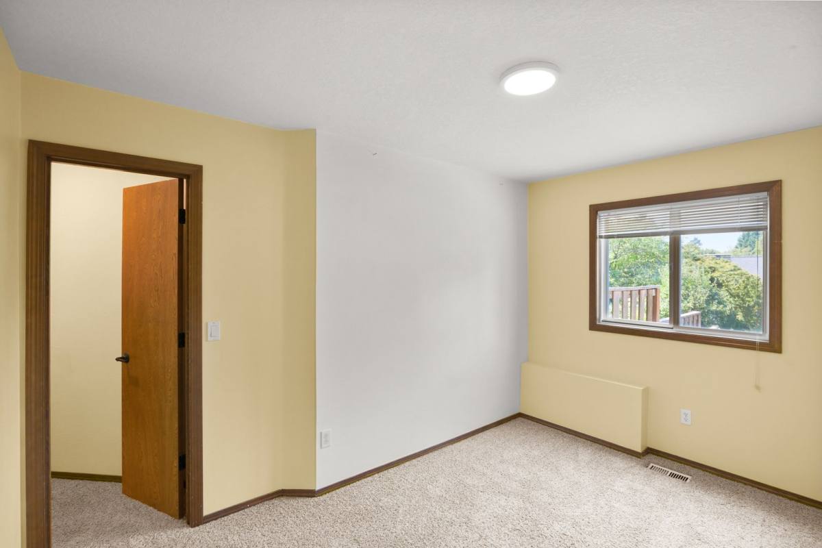 House for rent at 10095 SW Picks Court, Portland, OR 97224