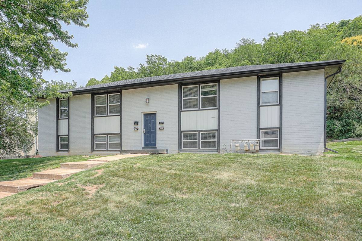 Apartment for rent at 2941-3057 Eaton St, Kansas City, KS 66103