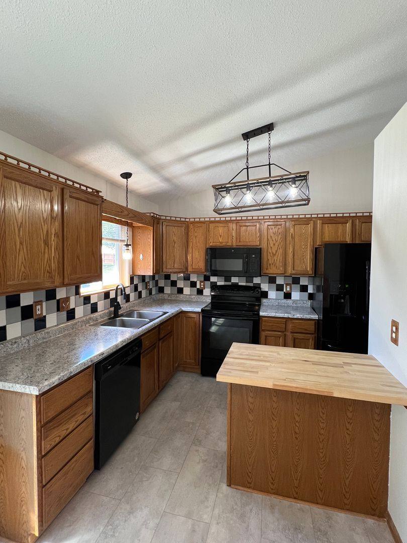 House for rent at 549 Hanover Dr, Rapid City, SD 57701