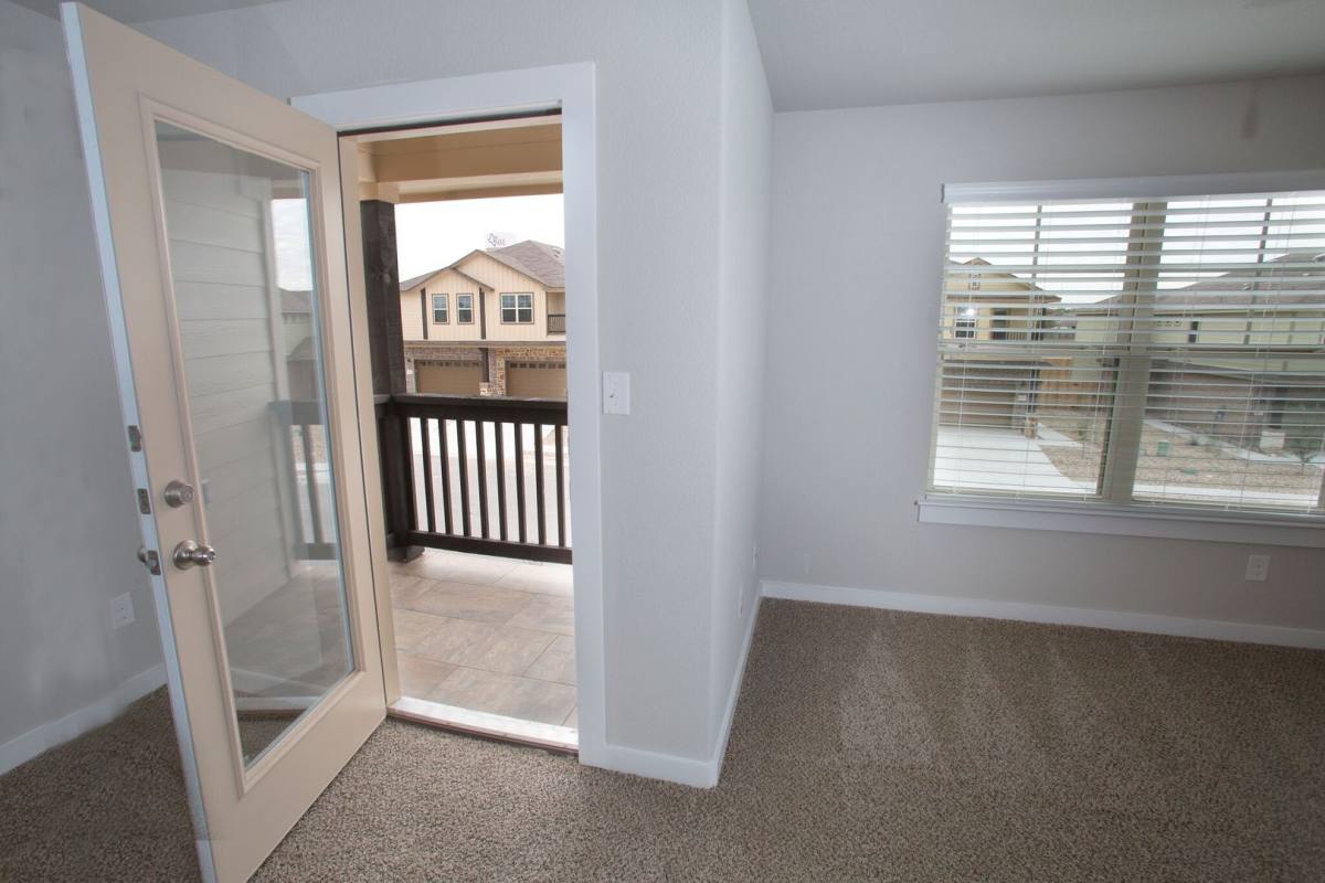 Townhouse for rent at 112 Lakeview Court, Kyle, TX 78640