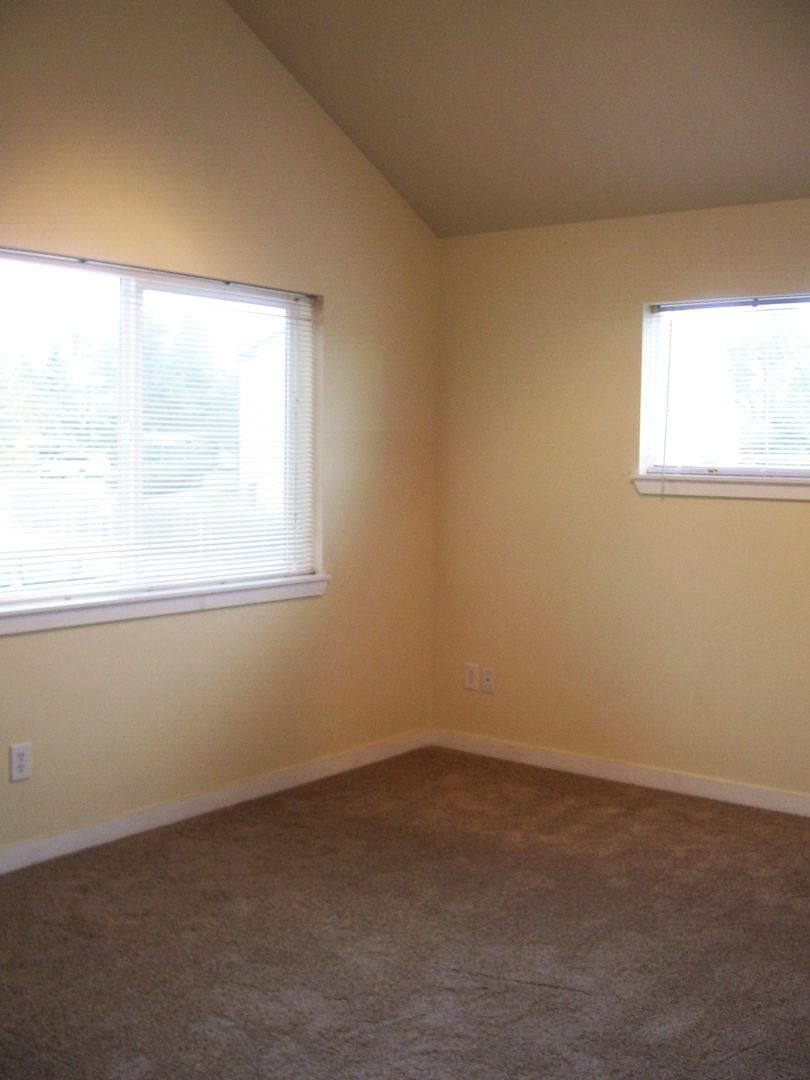 Apartment for rent at 5739 Fallbrook Lane, Ferndale, WA 98248