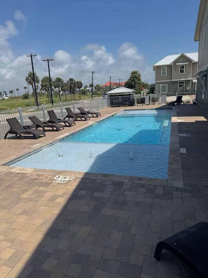 Townhouse for rent at 14310 Ridley Way, Corpus Christi, TX 78418