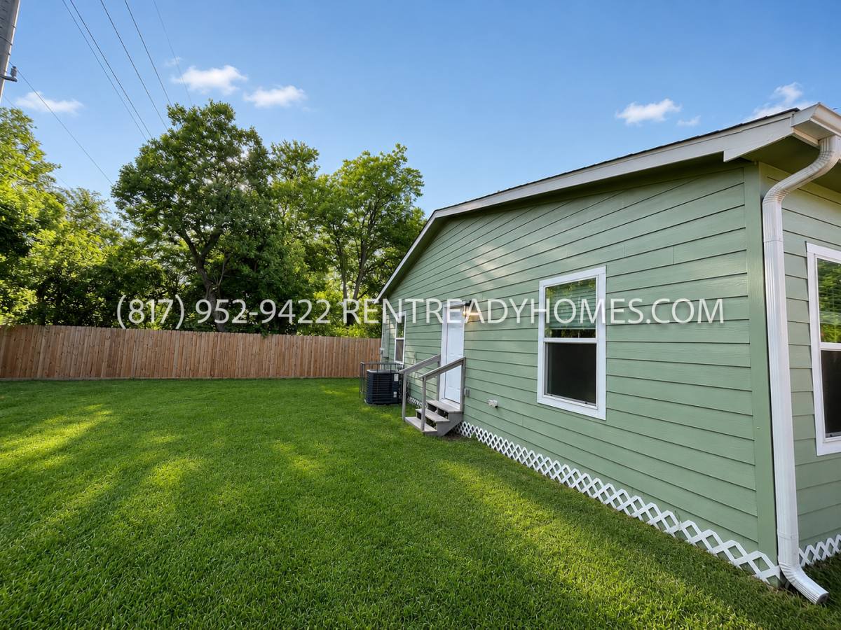 House for rent at 6301 Iron Rock Ave, Houston, TX 77087