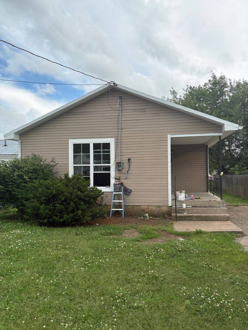 House for rent at 1530 Kenton St, Bowling Green, KY 42103