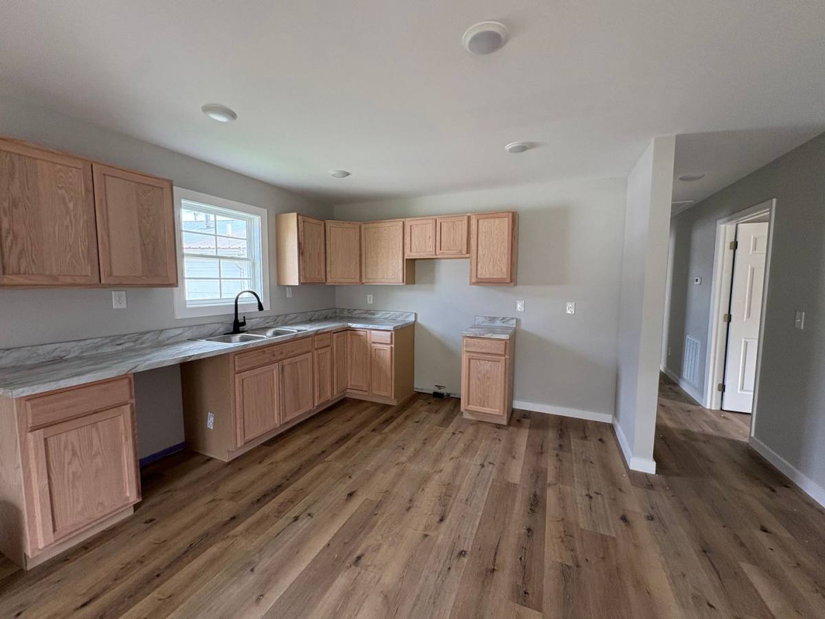House for rent at 1530 Kenton St, Bowling Green, KY 42103