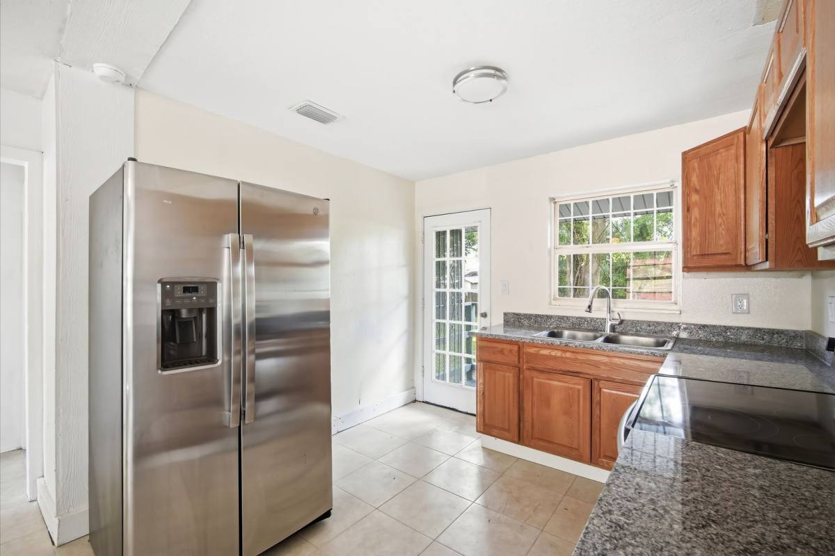 House for rent at 6209 N 43rd St, Tampa, FL 33610