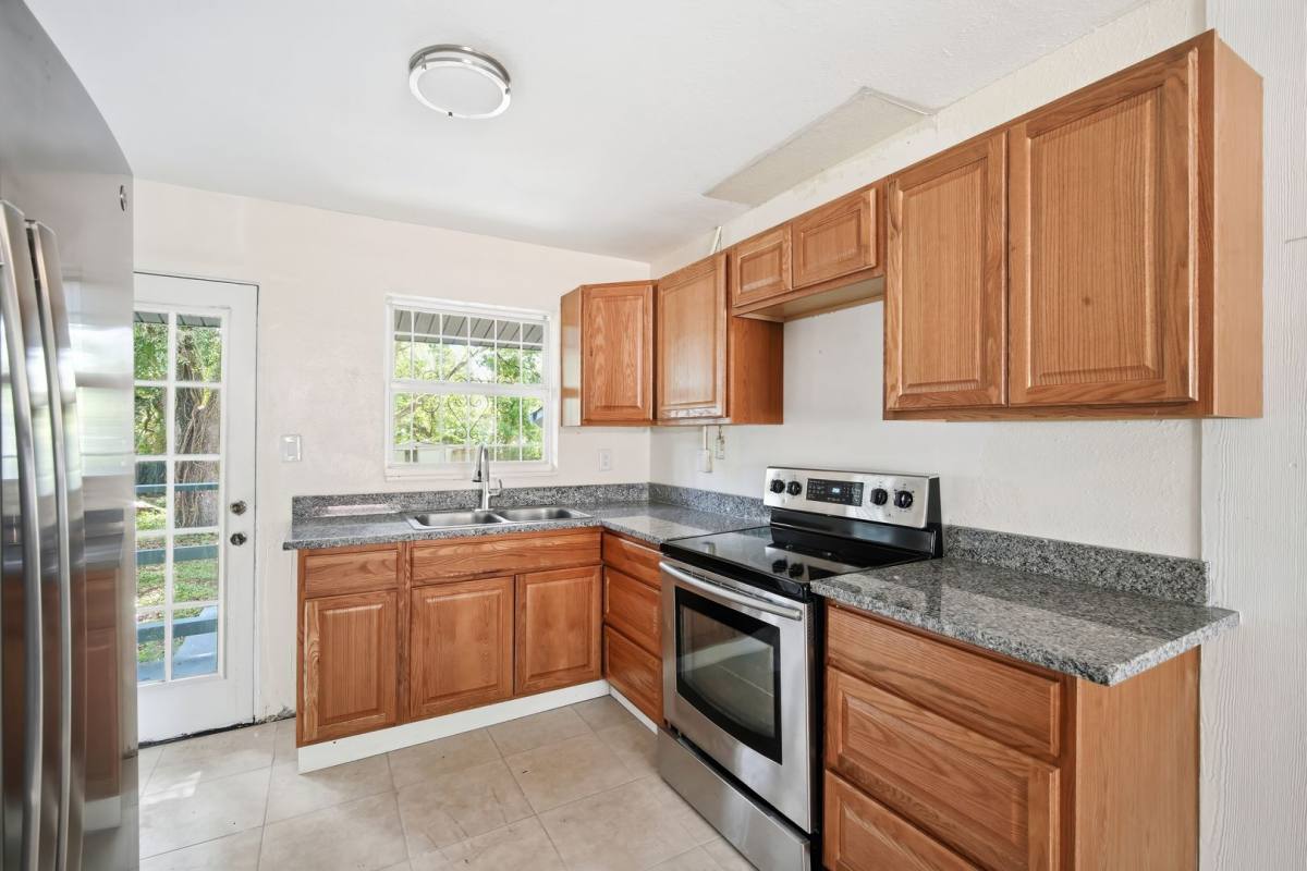House for rent at 6209 N 43rd St, Tampa, FL 33610