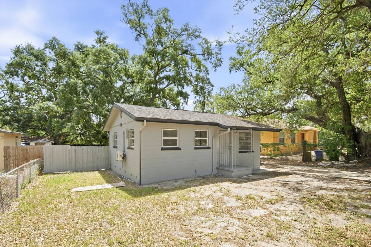 House for rent at 6209 N 43rd St, Tampa, FL 33610